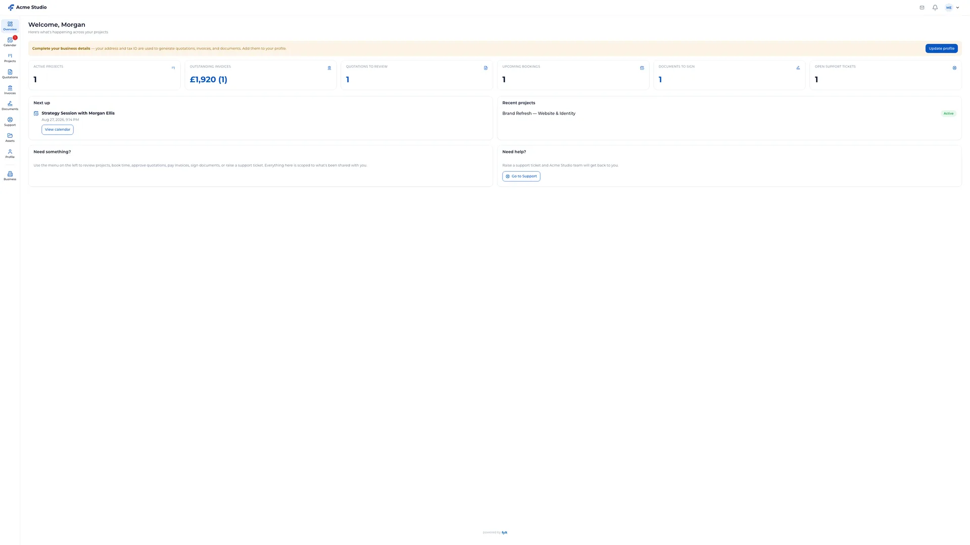 fylt Workspace client overview with active projects, invoices, quotations, bookings, documents, and support
